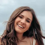 Chloe R.